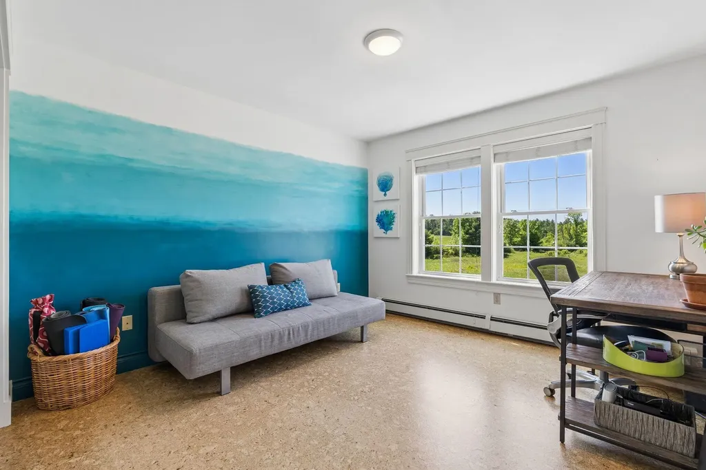 18 Linsausiq Way Falmouth ME 04105