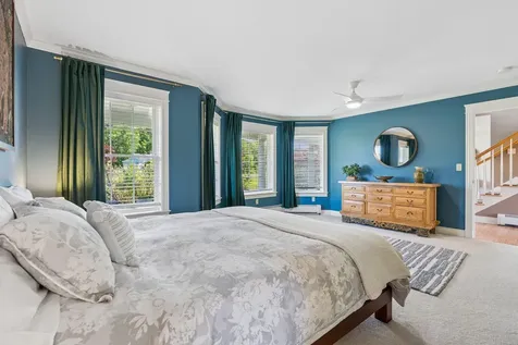 18 Linsausiq Way Falmouth ME 04105