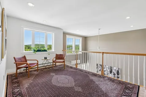 18 Linsausiq Way Falmouth ME 04105