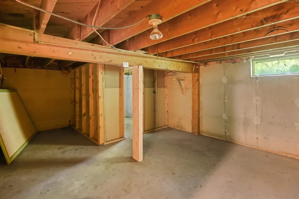 537 Millvale Road Bucksport ME 04416
