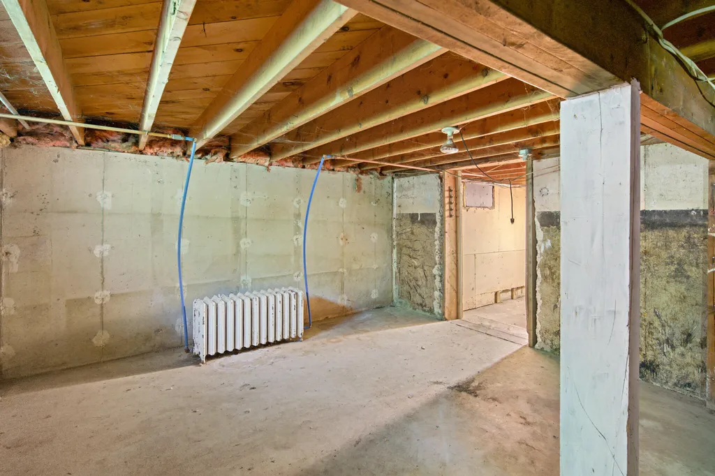 537 Millvale Road Bucksport ME 04416