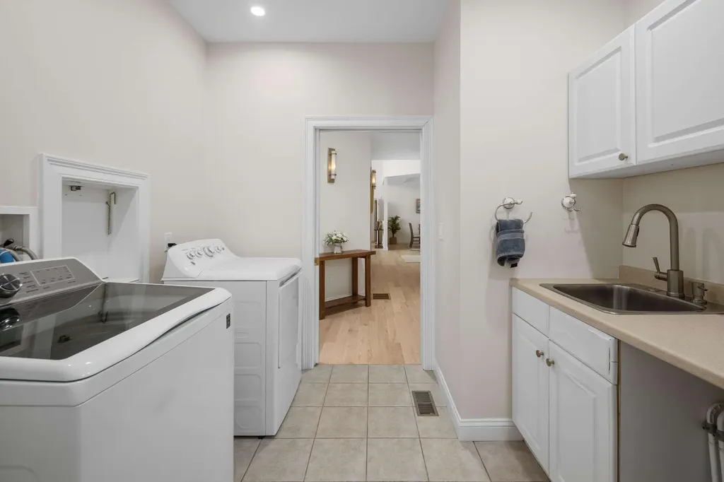 33 Buck Drive Eliot ME 03903