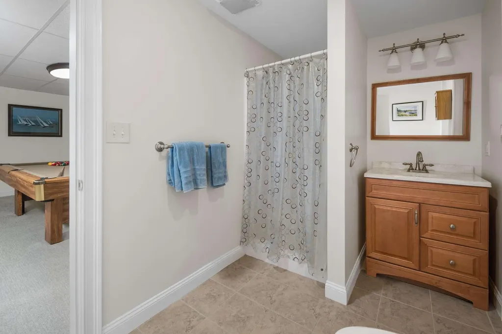 33 Buck Drive Eliot ME 03903