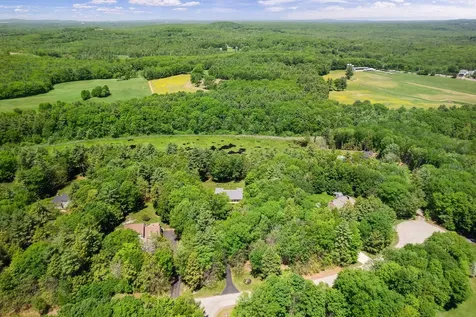 33 Buck Drive Eliot ME 03903