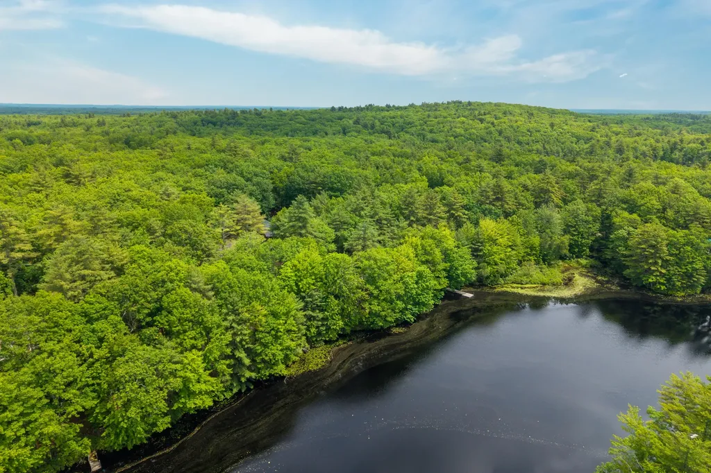 58 Wadleigh Pond Road Lyman ME 04002