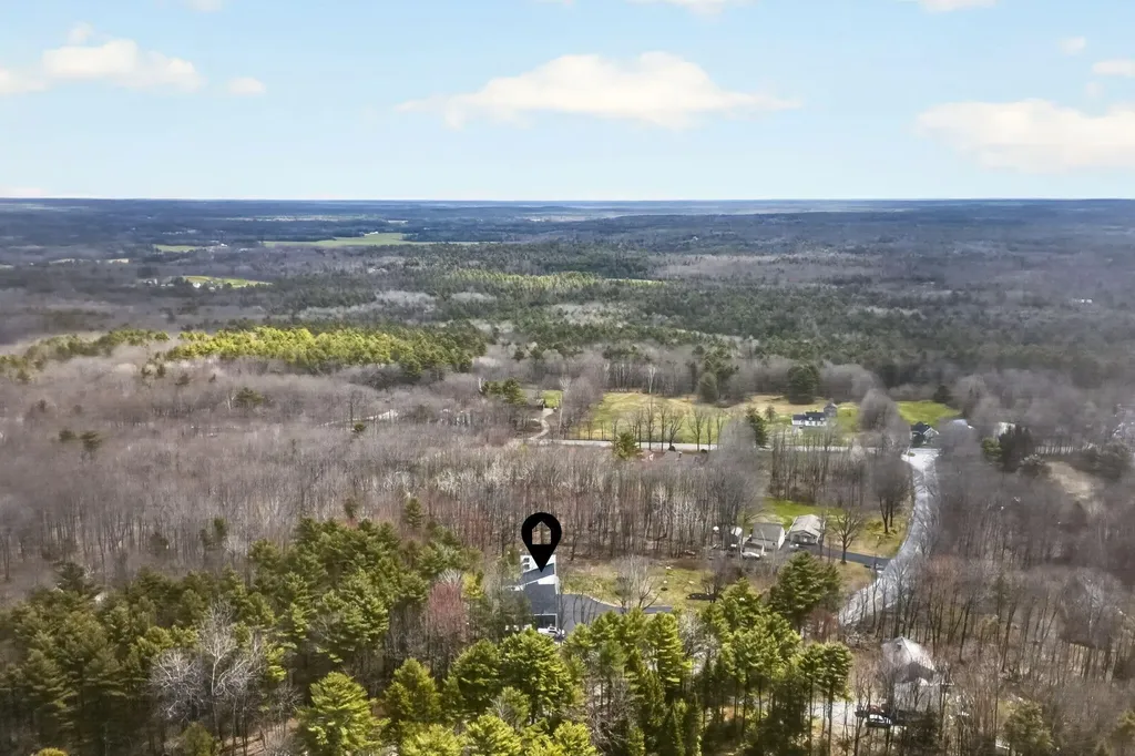 672 Danville Corner Road Auburn ME 04210