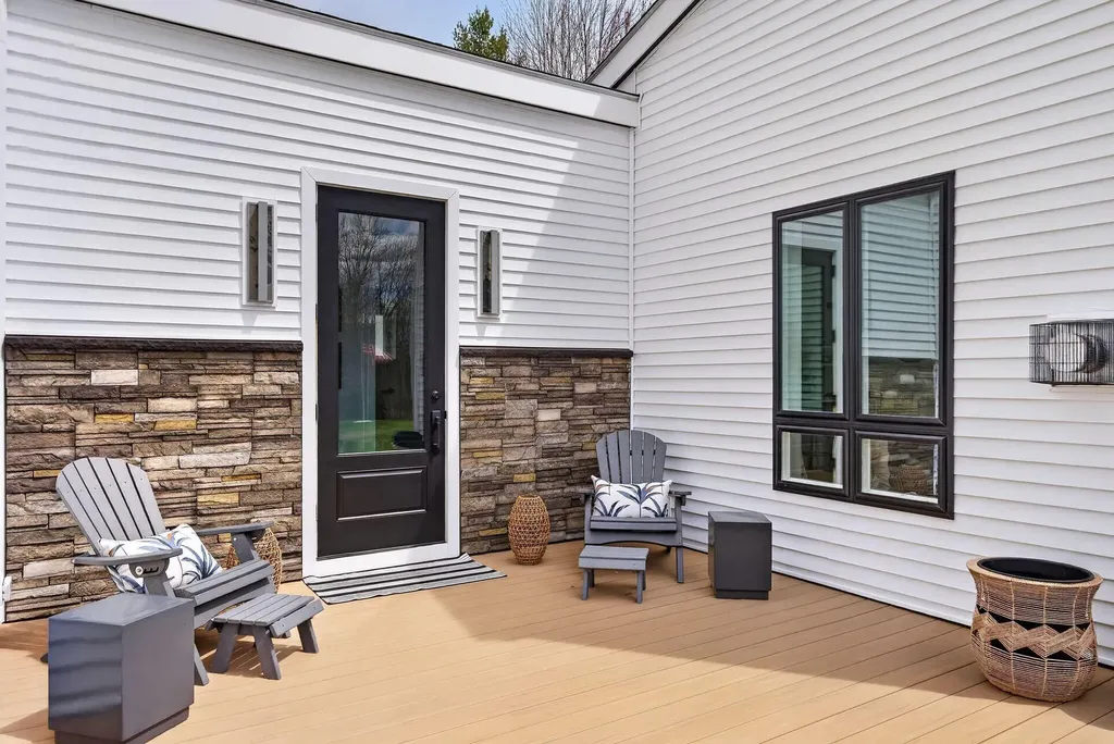 672 Danville Corner Road Auburn ME 04210
