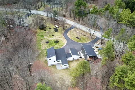 672 Danville Corner Road Auburn ME 04210