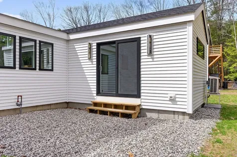 672 Danville Corner Road Auburn ME 04210