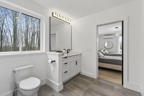 672 Danville Corner Road Auburn ME 04210
