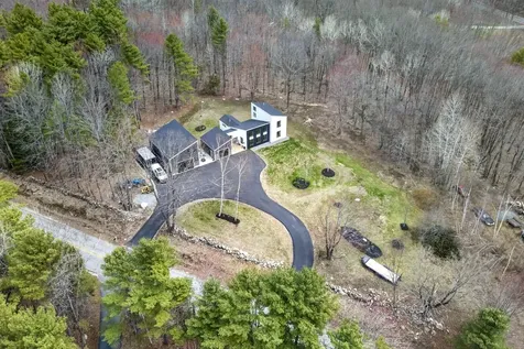 672 Danville Corner Road Auburn ME 04210