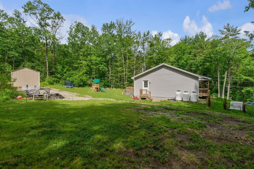 739 Hopper Road Acton ME 04001