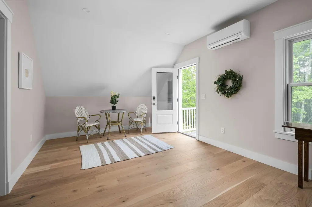 5 Primrose Lane York ME 03902
