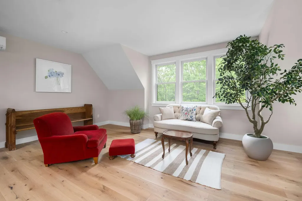 5 Primrose Lane York ME 03902