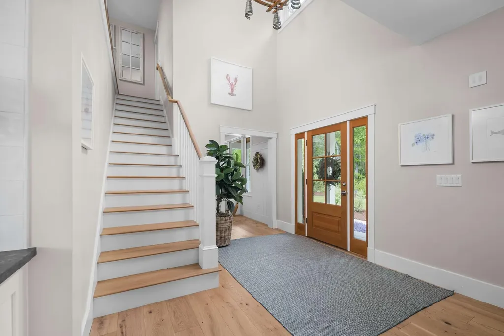 5 Primrose Lane York ME 03902