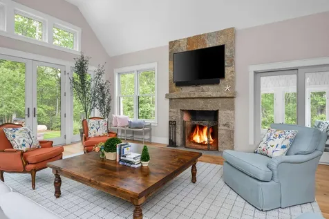5 Primrose Lane York ME 03902