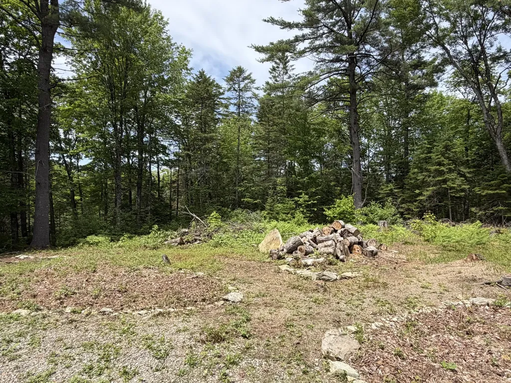 194 Meadow Road Hudson ME 04449