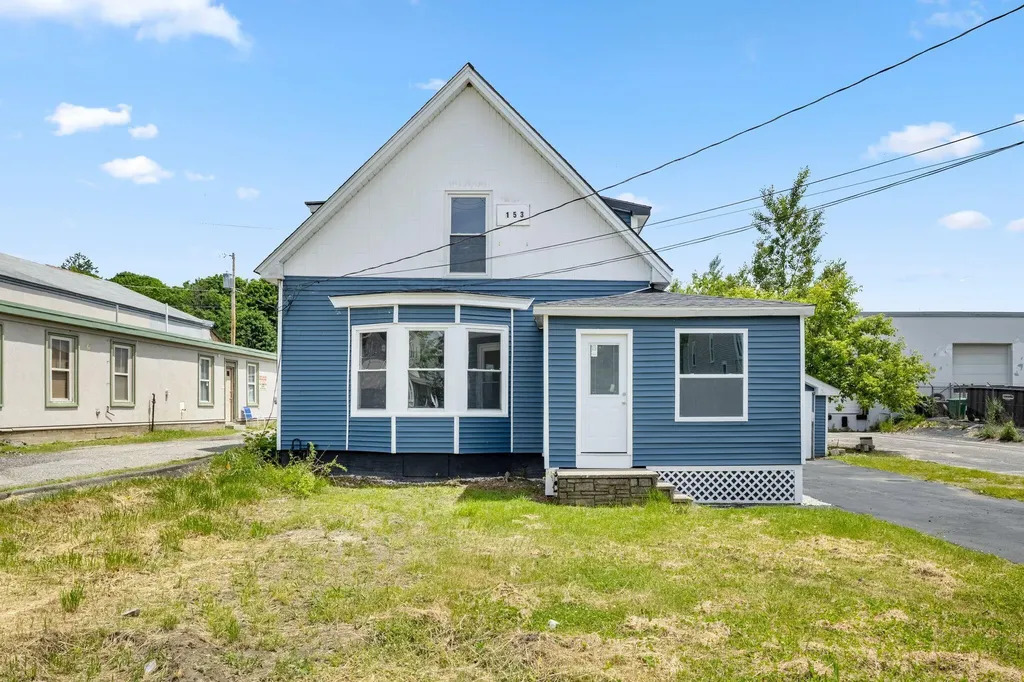 153 Spring Street Lewiston ME 04240