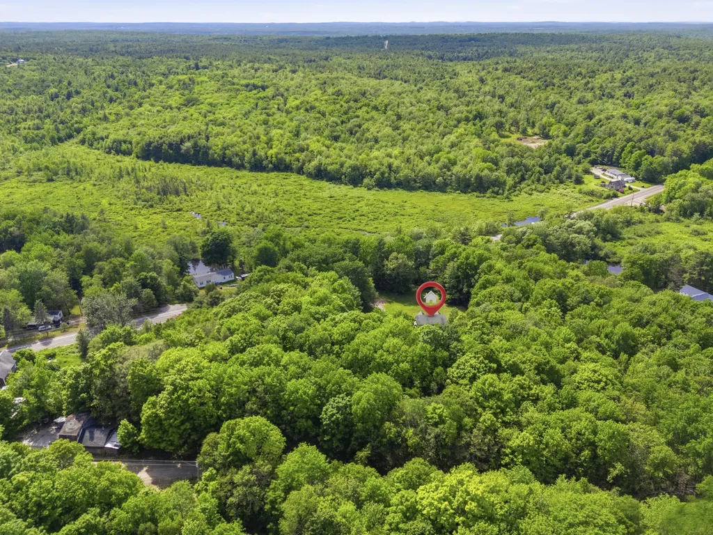 1079 Gardiner Road Wiscasset ME 04578
