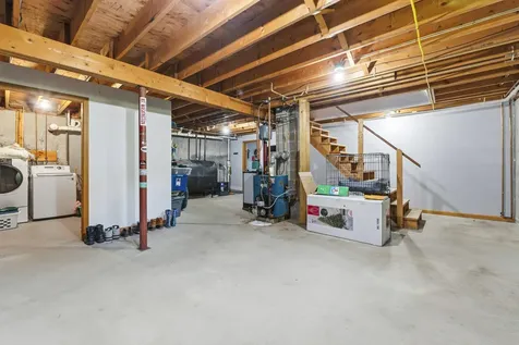1079 Gardiner Road Wiscasset ME 04578