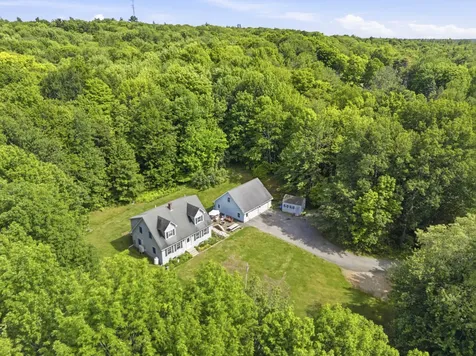 1079 Gardiner Road Wiscasset ME 04578