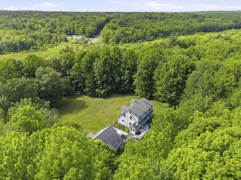 1079 Gardiner Road Wiscasset ME 04578