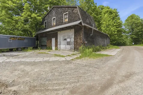 1079 Gardiner Road Wiscasset ME 04578
