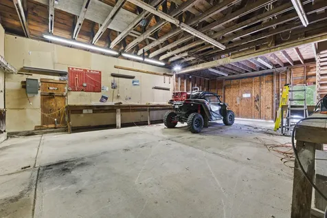 1079 Gardiner Road Wiscasset ME 04578