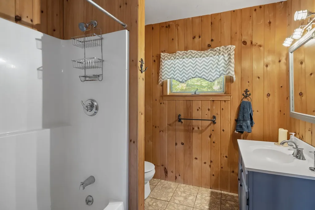 39 Birch Island S Street Harpswell ME 04079