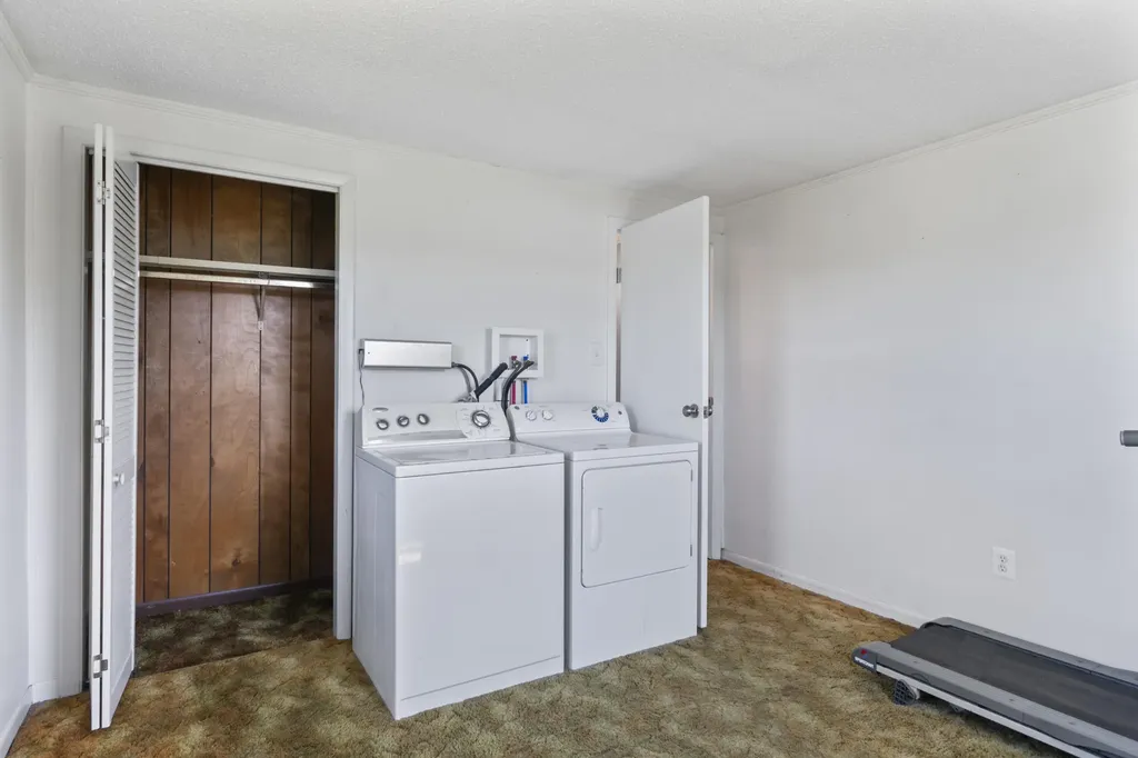 210 Collins Mills Road West Gardiner ME 04345