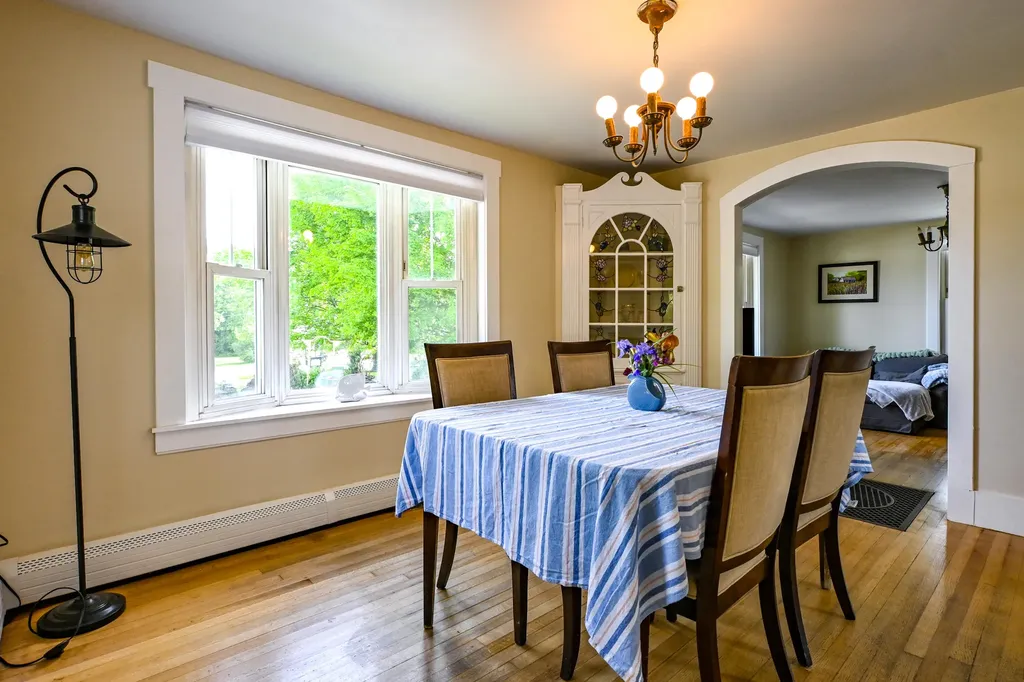 41 Main Street Windham ME 04062