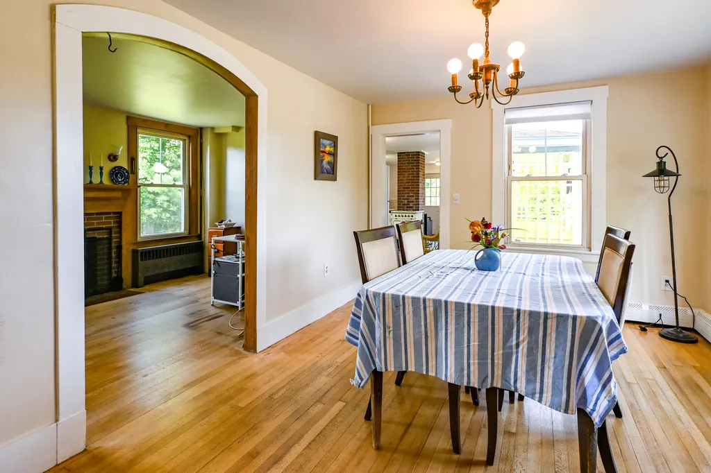 41 Main Street Windham ME 04062