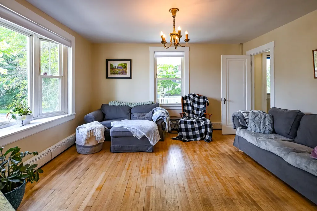 41 Main Street Windham ME 04062