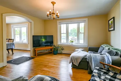 41 Main Street Windham ME 04062