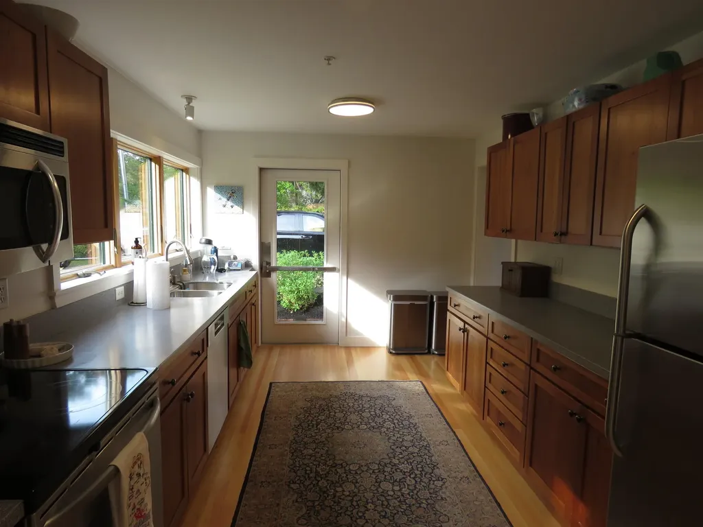 823 Popham Road Phippsburg ME 04562