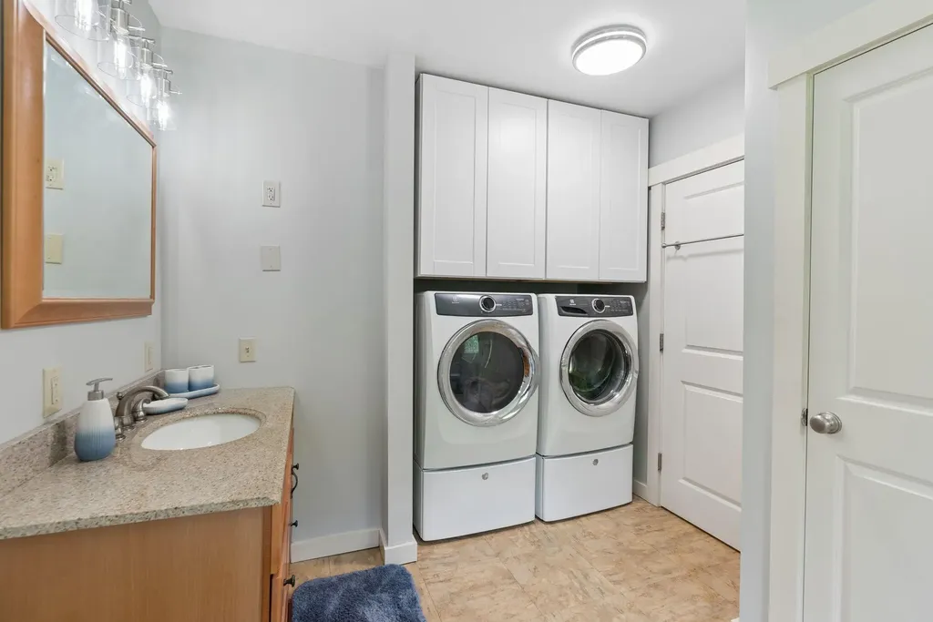 27 Clearview Lane Waterboro ME 04087