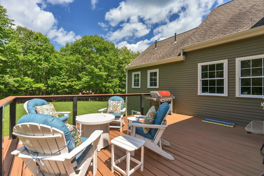 27 Clearview Lane Waterboro ME 04087