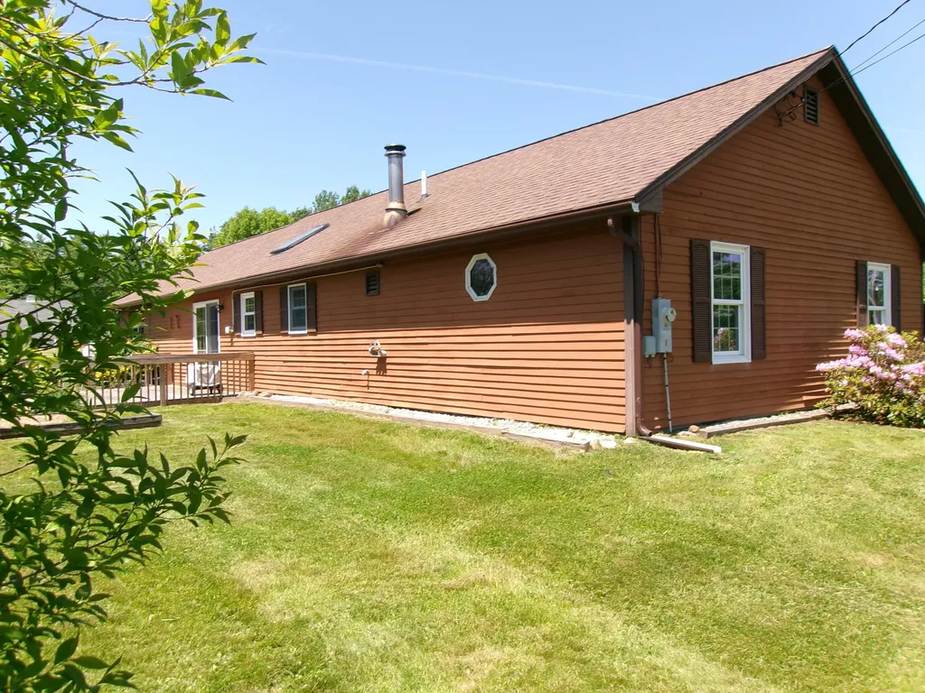 8 Chadwick Hill Drive China ME 04358