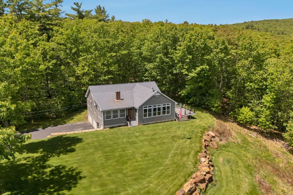 11 Clearview Lane Waterboro ME 04087