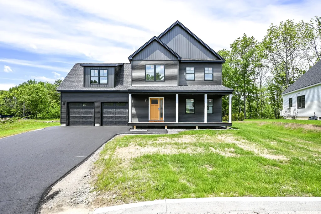 8 Constellation Way Falmouth ME 04105