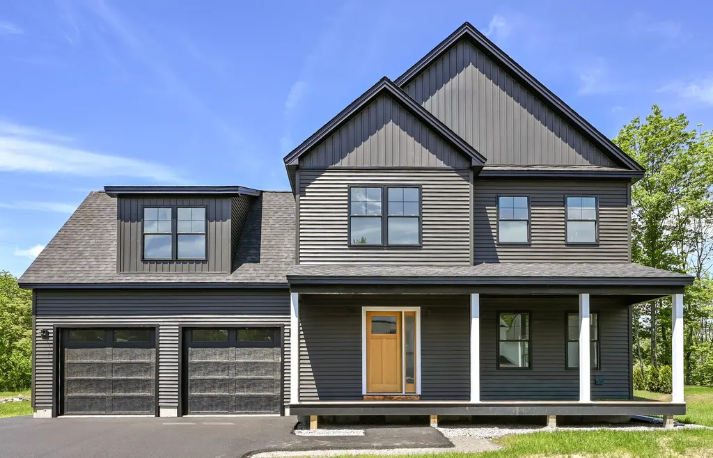8 Constellation Way Falmouth ME 04105