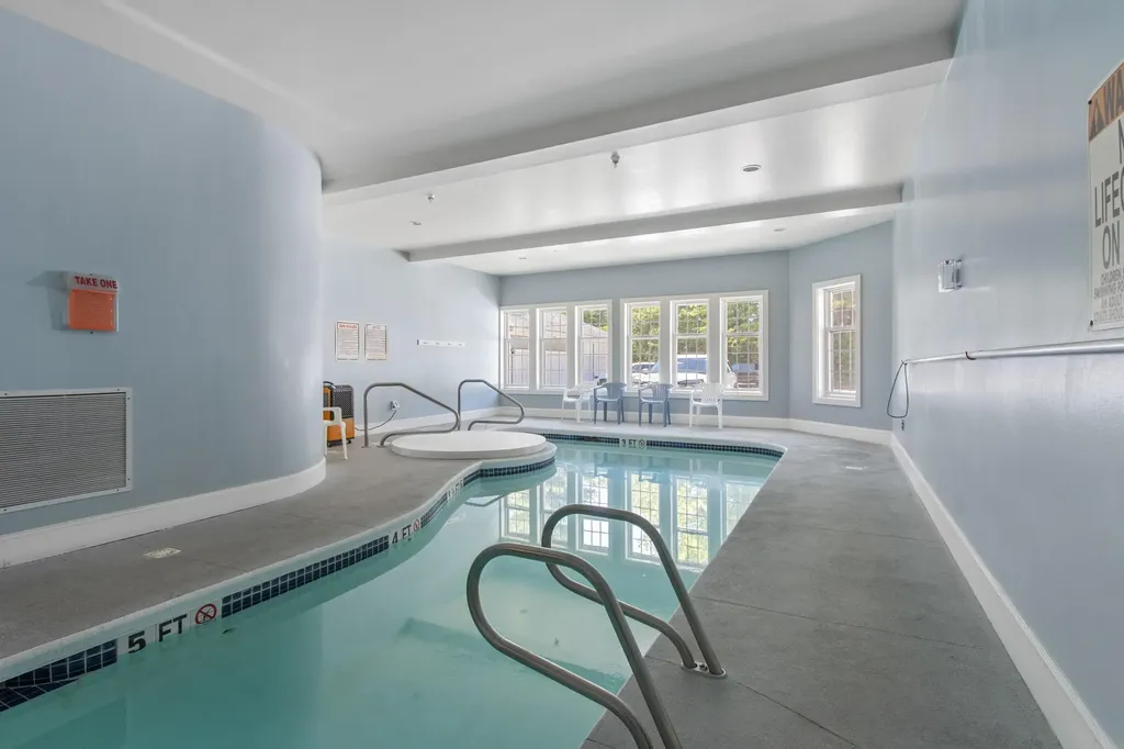 106 Farragut Way Kennebunk ME 04043