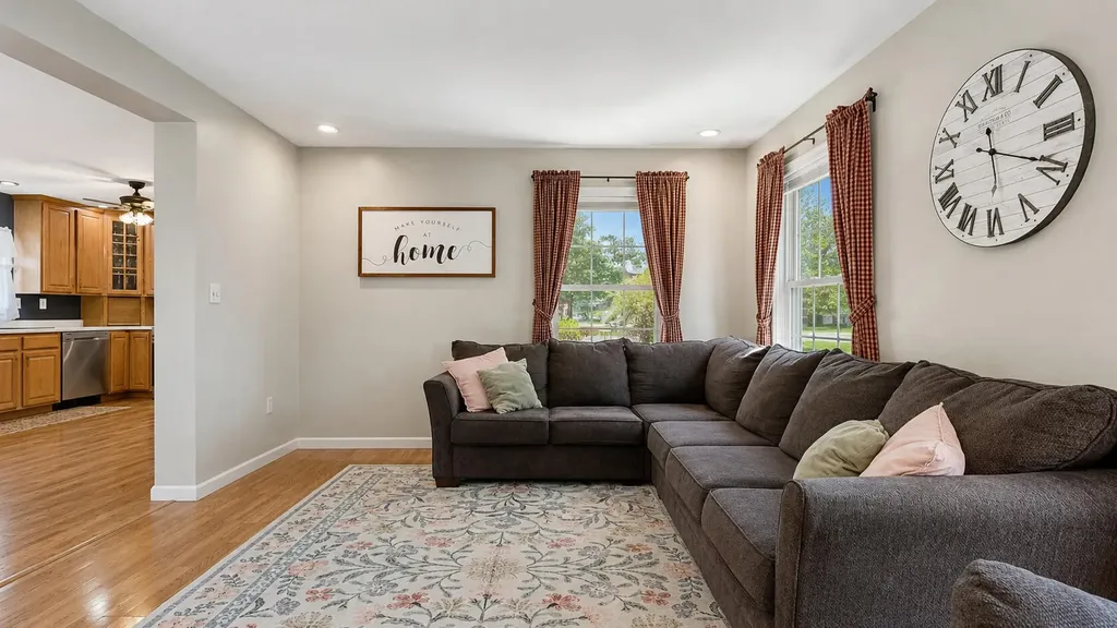 254 Stroudwater Street Westbrook ME 04092
