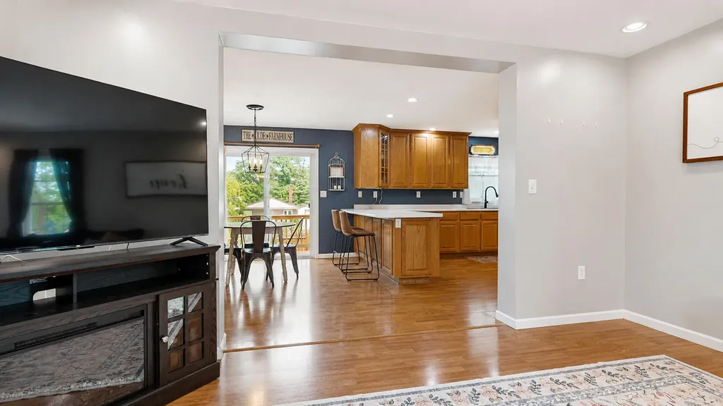 254 Stroudwater Street Westbrook ME 04092