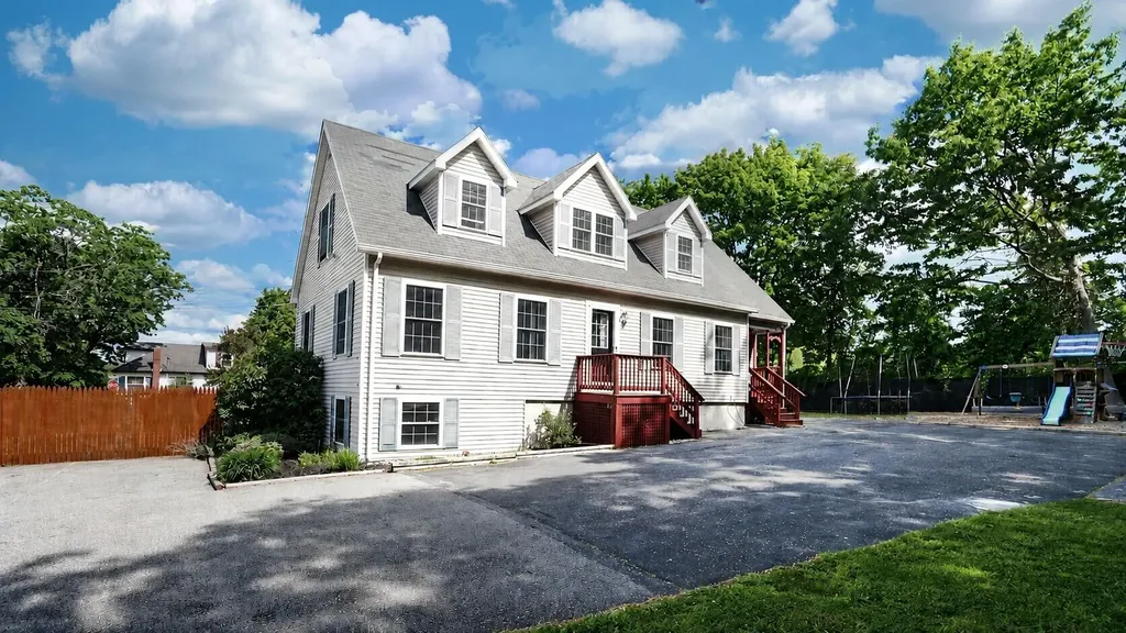 254 Stroudwater Street Westbrook ME 04092