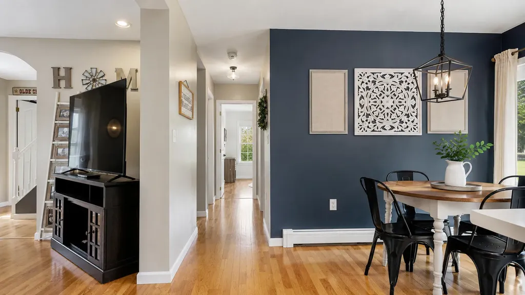 254 Stroudwater Street Westbrook ME 04092