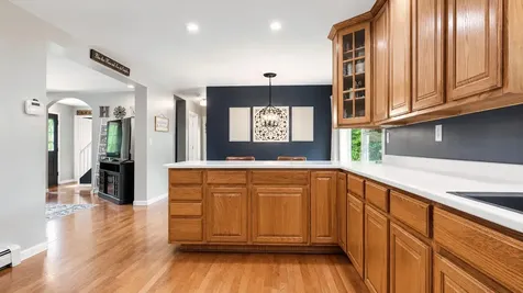 254 Stroudwater Street Westbrook ME 04092