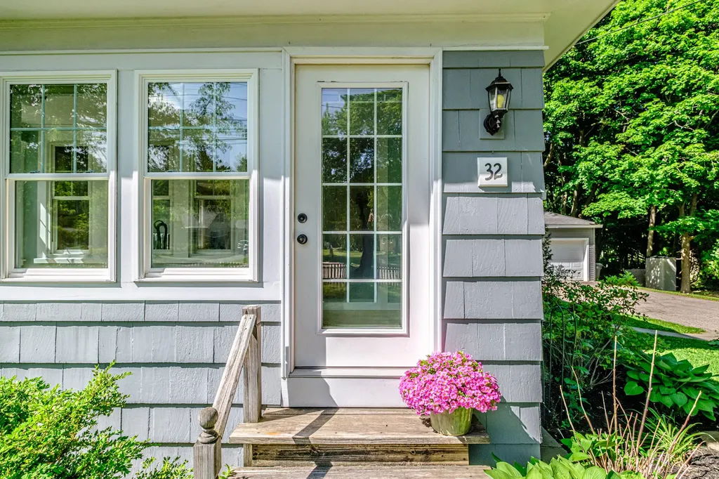 32 Pine Point Road Scarborough ME 04074