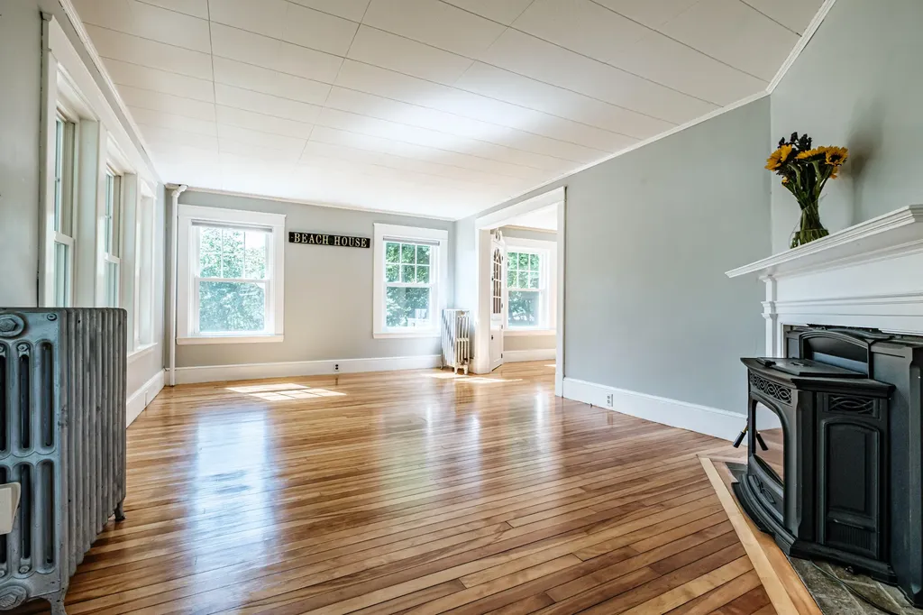 32 Pine Point Road Scarborough ME 04074