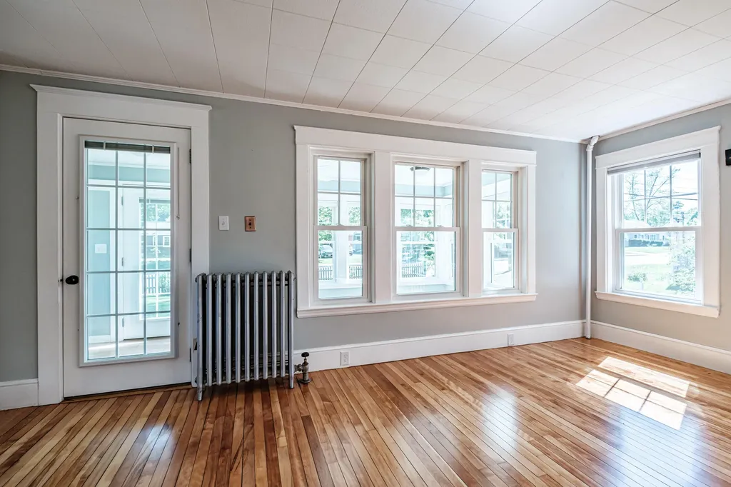 32 Pine Point Road Scarborough ME 04074